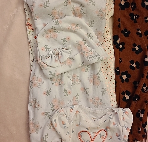 Carter's Kids Clothing Set - Multicolor - Picture 2 of 13